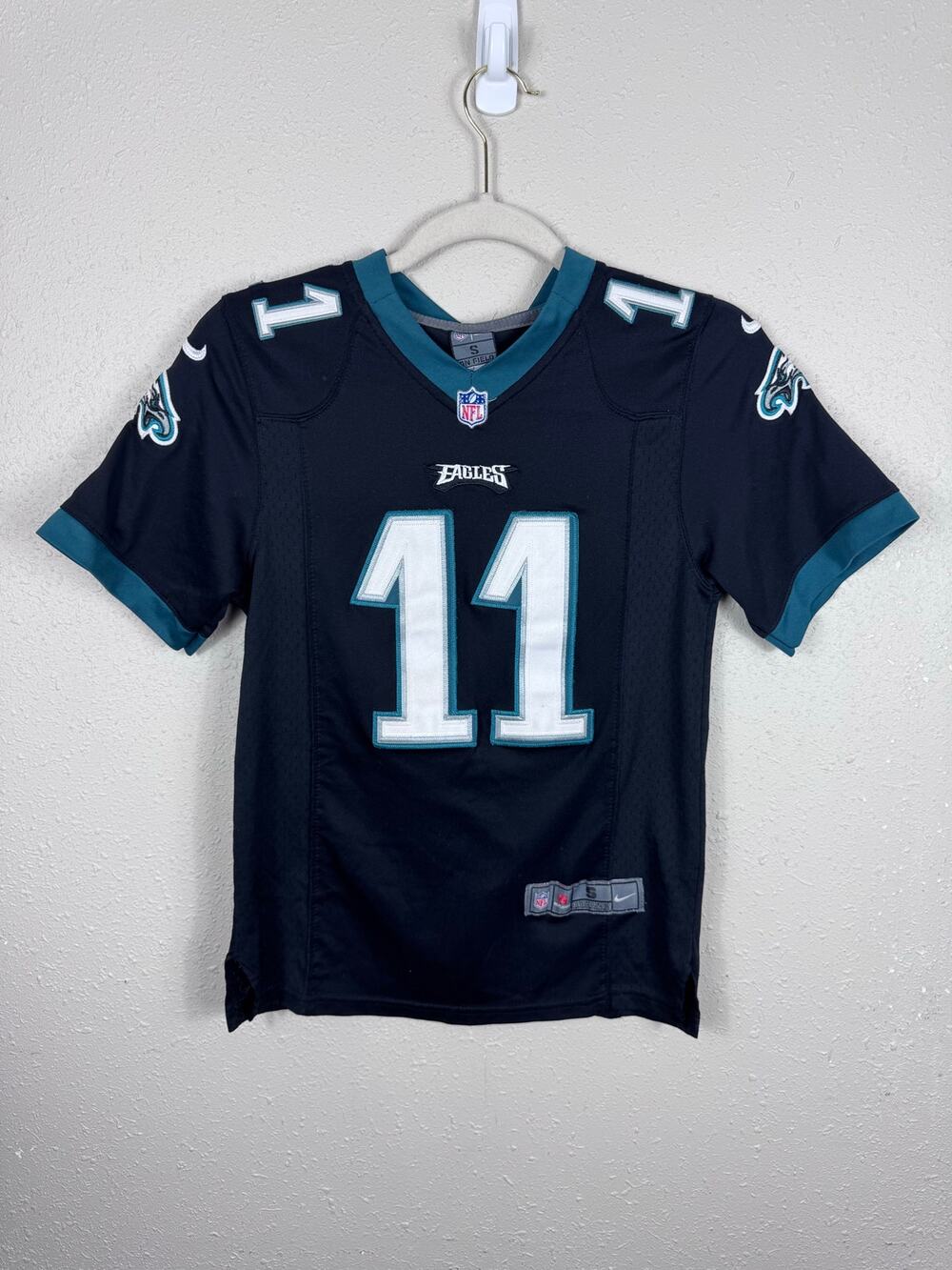 Philadelphia Eagles Wentz Jersey Youth Size Small (8)